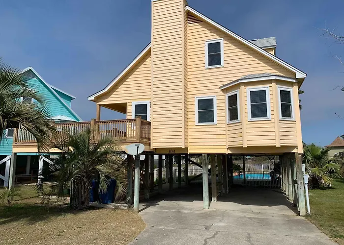 Beachin Time Holiday home